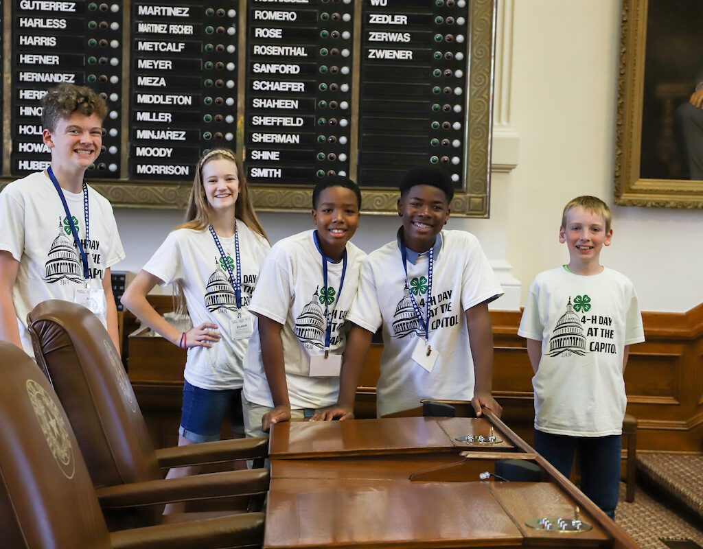 5 children attending 4H Day at the Capitol